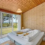 Cozy In Veslos With House Sea View Oslos