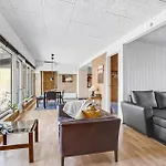 Cozy In Veslos With House Sea View *