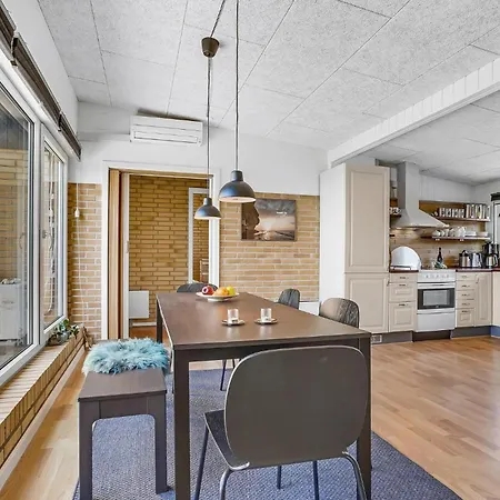 Cozy In Veslos With House Sea View Oslos